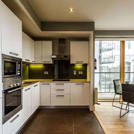 Private Room Available In Spacious High Rise Apartment With Park & City View Dublin Zewnętrze zdjęcie